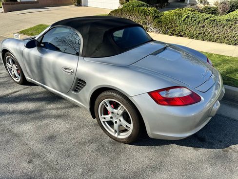 Used 2005 Porsche Boxster S image 11