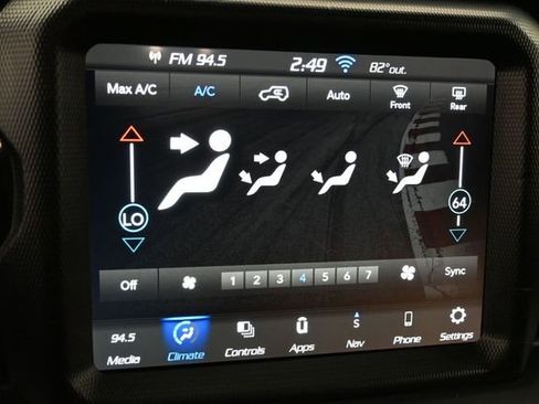 Used 2021 Jeep Wrangler Unlimited Sahara AWD/4WD image 18