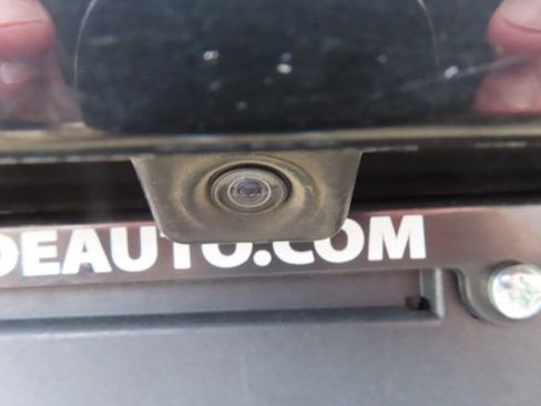 Used 2018 Audi Q3 2.0T Premium w/ Convenience Package image 9