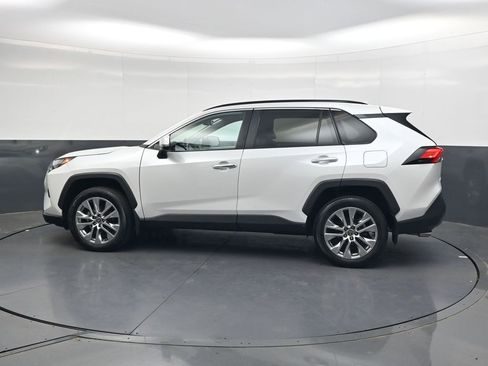 Used 2024 Toyota RAV4 Limited FWD image 7