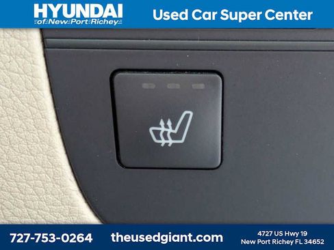 Used 2014 Mercedes-Benz GLK 350 4MATIC image 28