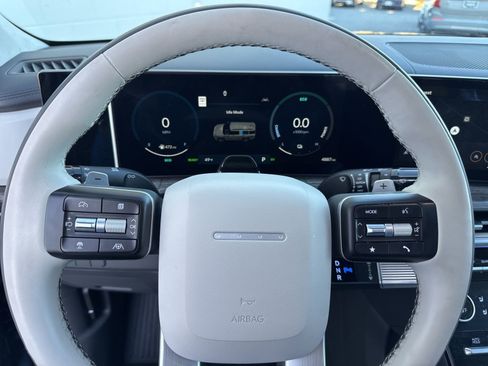 Used 2026 Hyundai Santa Fe Calligraphy image 37