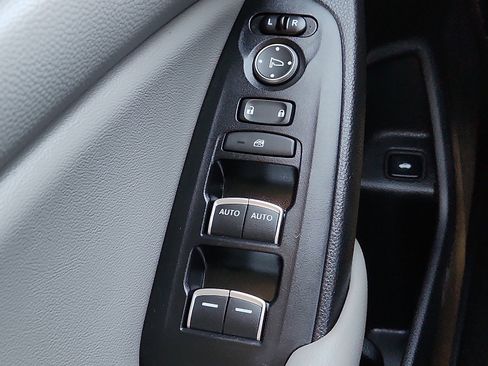 Used 2019 Honda Accord Touring image 22