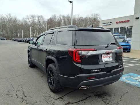 Used 2023 GMC Acadia AT4 w/ Technology Package AWD/4WD image 8