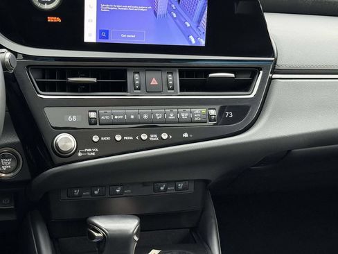 Used 2024 Lexus ES 250 w/ Premium Package AWD/4WD image 18