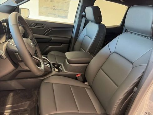 New 2026 Chevrolet Colorado Trail Boss AWD/4WD image 12