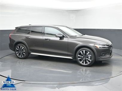 Used 2024 Volvo V60 B5 Cross Country Ultimate