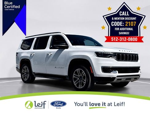 Used 2024 Jeep Wagoneer Series II w/ Flexible Seating Group RWD image 1
