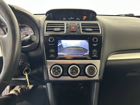 Used 2016 Subaru Crosstrek 2.0i Premium image 19