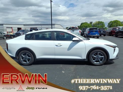 Used 2025 Kia K4 FWD image 8