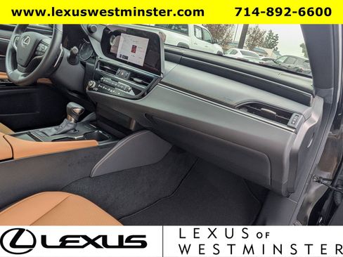 Certified 2025 Lexus ES 350 image 6