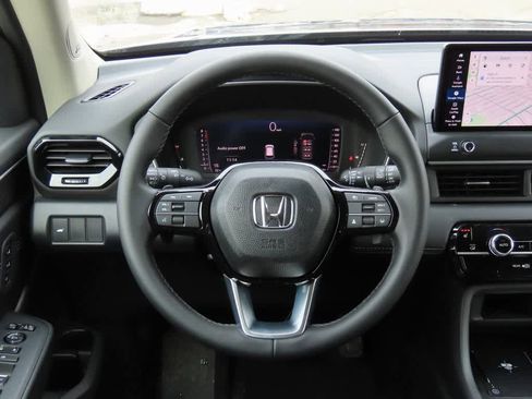 New 2026 Honda Pilot Touring image 22