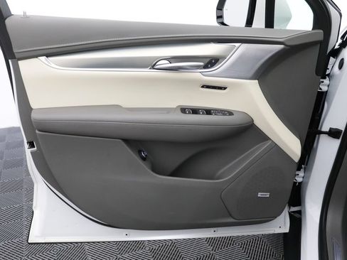 Used 2023 Cadillac XT5 Premium Luxury w/ LPO, Floor Liner Package AWD/4WD image 11