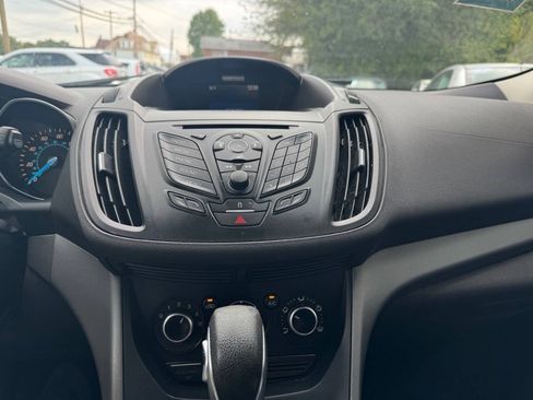 Used 2014 Ford Escape S FWD image 32