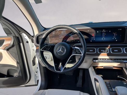 Certified 2025 Mercedes-Benz GLE 350 4MATIC image 12