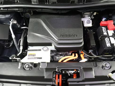 Used 2025 Nissan Leaf S FWD image 18