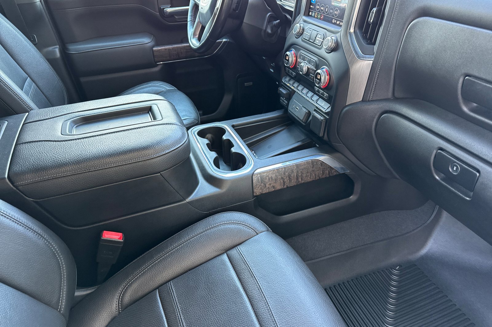 Certified 2021 GMC Sierra 2500 Denali w/ Technology Package AWD/4WD image 16