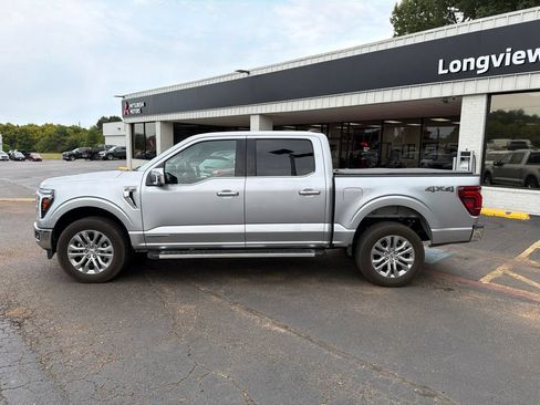 Used 2025 Ford F150 Lariat w/ Equipment Group 501A Mid AWD/4WD image 9
