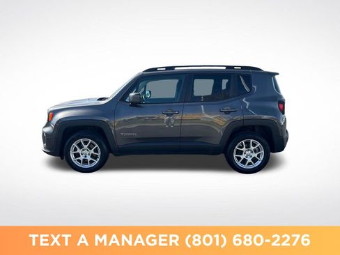 Used 2019 Jeep Renegade Latitude w/ Cold Weather Group AWD/4WD image 2