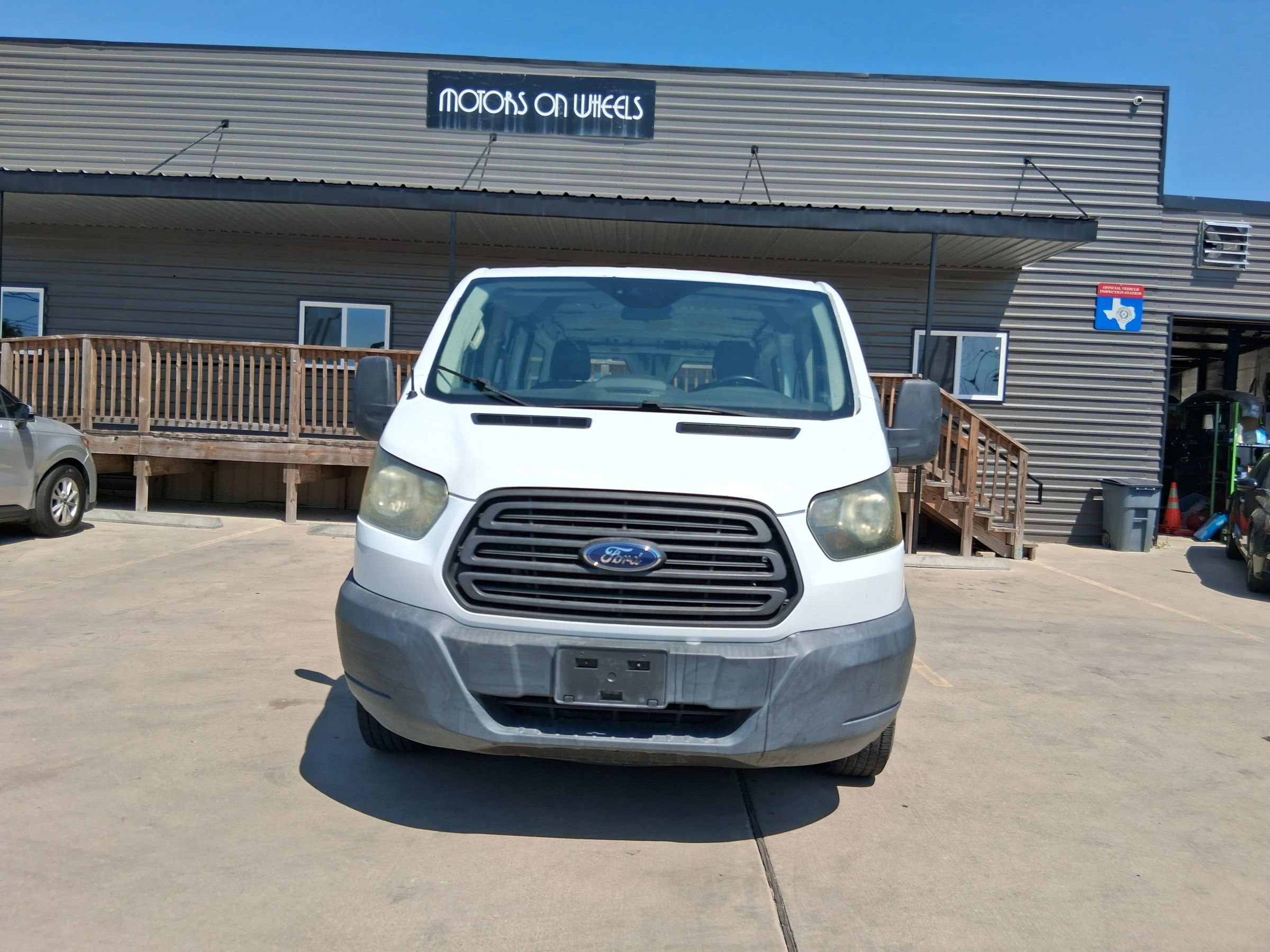 Used 2016 Ford Transit 150 130 Low Roof RWD image 14