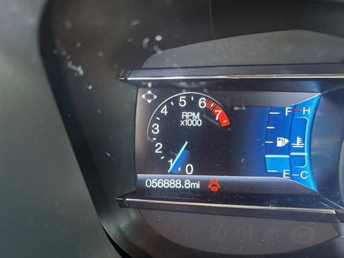 Used 2019 Ford Explorer XLT w/ Equipment Group 202A image 20