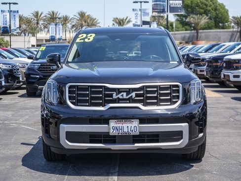 Used 2023 Kia Telluride S AWD/4WD image 2