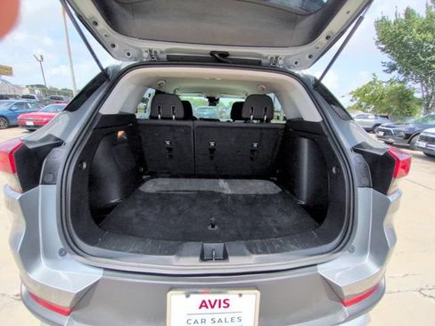 Used 2025 Chevrolet TrailBlazer LT AWD/4WD image 28