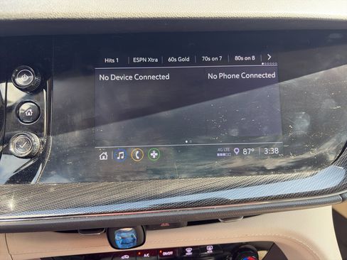 Used 2022 Buick Envision Preferred w/ Safety Package image 9