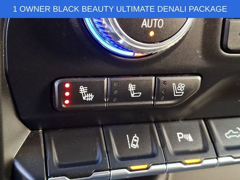 Used 2022 GMC Sierra 2500 Denali w/ Denali Ultimate Package AWD/4WD image 24
