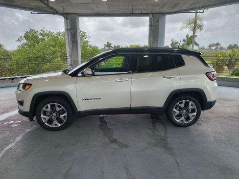 Certified 2018 Jeep Compass Limited w/ Navigation Group image 8