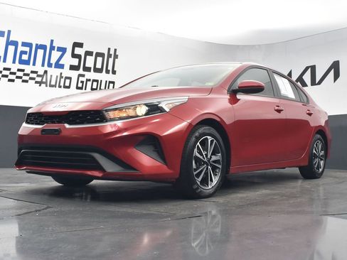 Certified 2023 Kia Forte LXS image 25