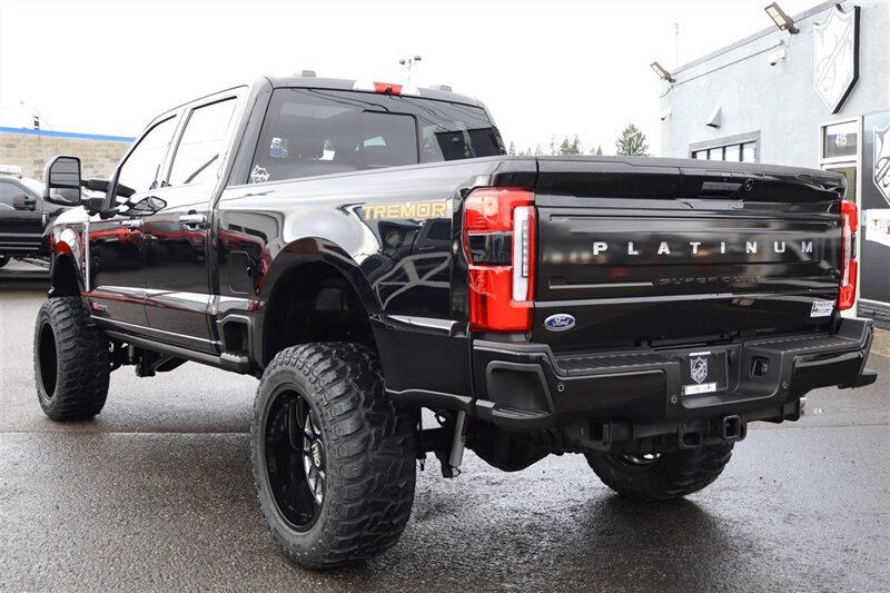 Used 2024 Ford F350 Platinum w/ Tremor Off-Road Package AWD/4WD image 3