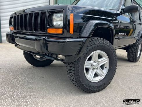 Used 2001 Jeep Cherokee Limited AWD/4WD image 40