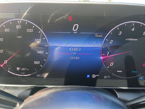 Used 2024 Mercedes-Benz GLC 300 image 37