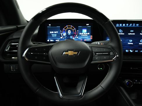 Used 2025 Chevrolet Traverse High Country w/ LPO, Floor Liner Package image 34