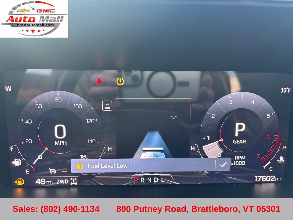 Used 2024 GMC Canyon AT4 w/ AT4 Premium Package AWD/4WD image 16