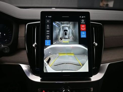 New 2026 Volvo XC90 B6 Plus w/ Protection Package Premier AWD/4WD image 11