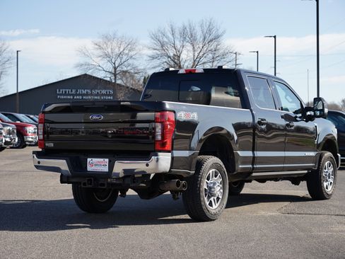Used 2022 Ford F350 Lariat w/ Lariat Ultimate Package image 3