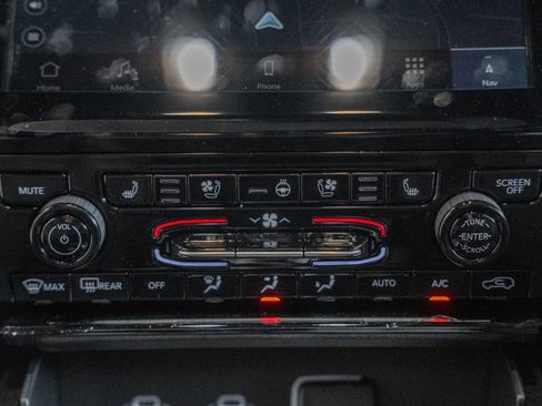 New 2025 Jeep Grand Cherokee L Limited w/ Luxury Tech Group II image 22