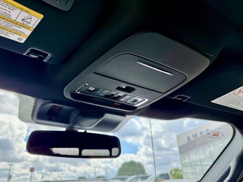 New 2026 Ford F250 Platinum w/ Tremor Off-Road Package image 30