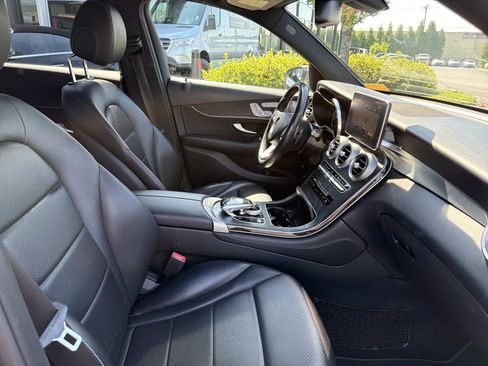 Used 2018 Mercedes-Benz GLC 300 4MATIC image 35