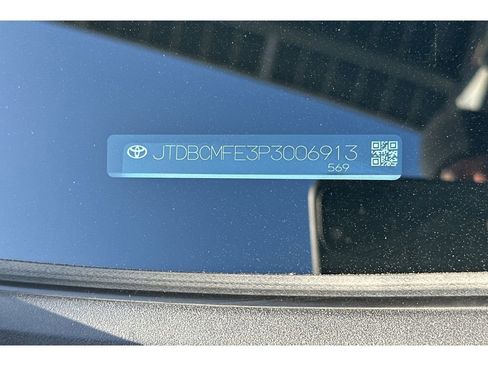 Used 2023 Toyota Corolla XLE image 8