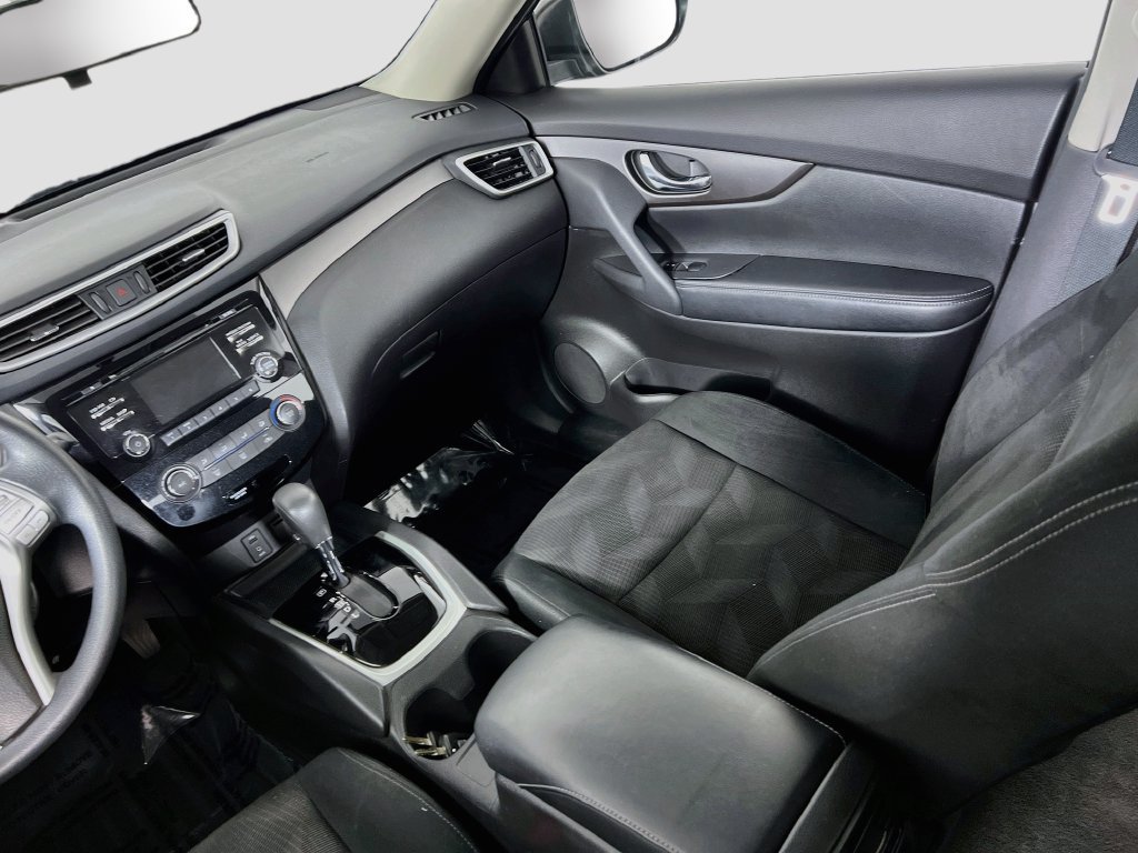 Used 2014 Nissan Rogue S AWD/4WD image 20