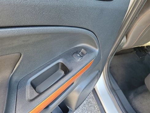 Used 2021 Ford EcoSport SE w/ SE Appearance Package image 10