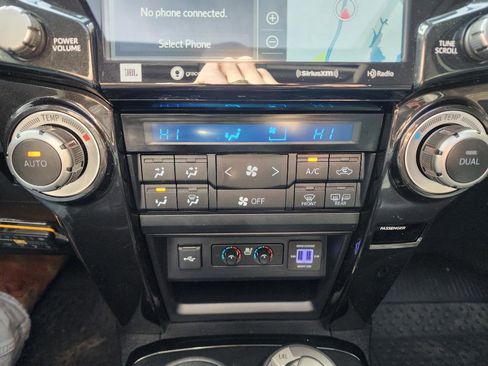 Used 2020 Toyota 4Runner Nightshade image 17