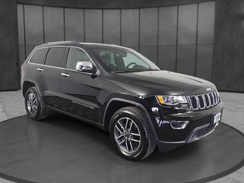 Used 2020 Jeep Grand Cherokee Limited AWD/4WD image 3