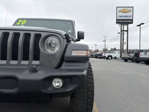 Used 2020 Jeep Wrangler Unlimited Sport S image 10