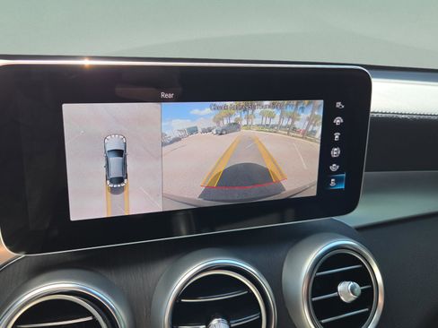 Used 2023 Mercedes-Benz GLC 300 4MATIC Coupe image 27