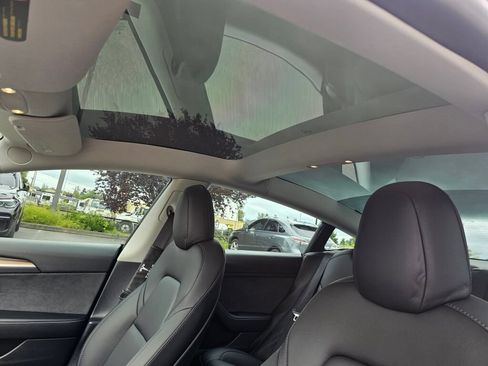 Used 2022 Tesla Model 3 Long Range AWD/4WD image 26