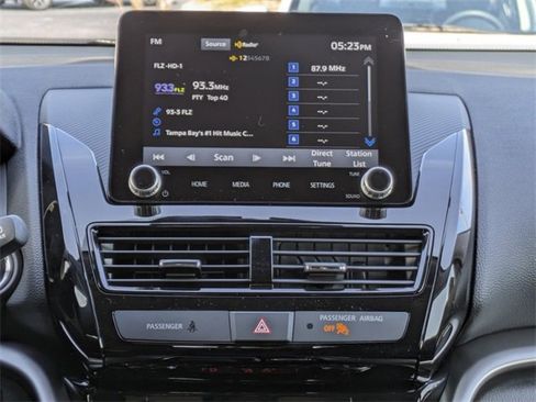 New 2025 Mitsubishi Eclipse Cross LE image 18